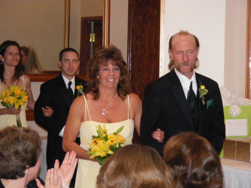 weddingpartycomingintoreception3.jpg